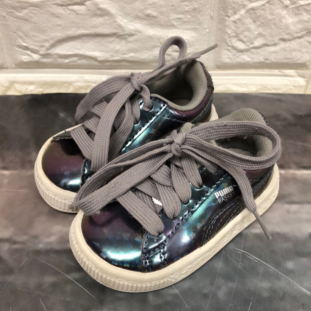Puma Basket Classic Holo purple hologram Baby shoes sneakers size 4c